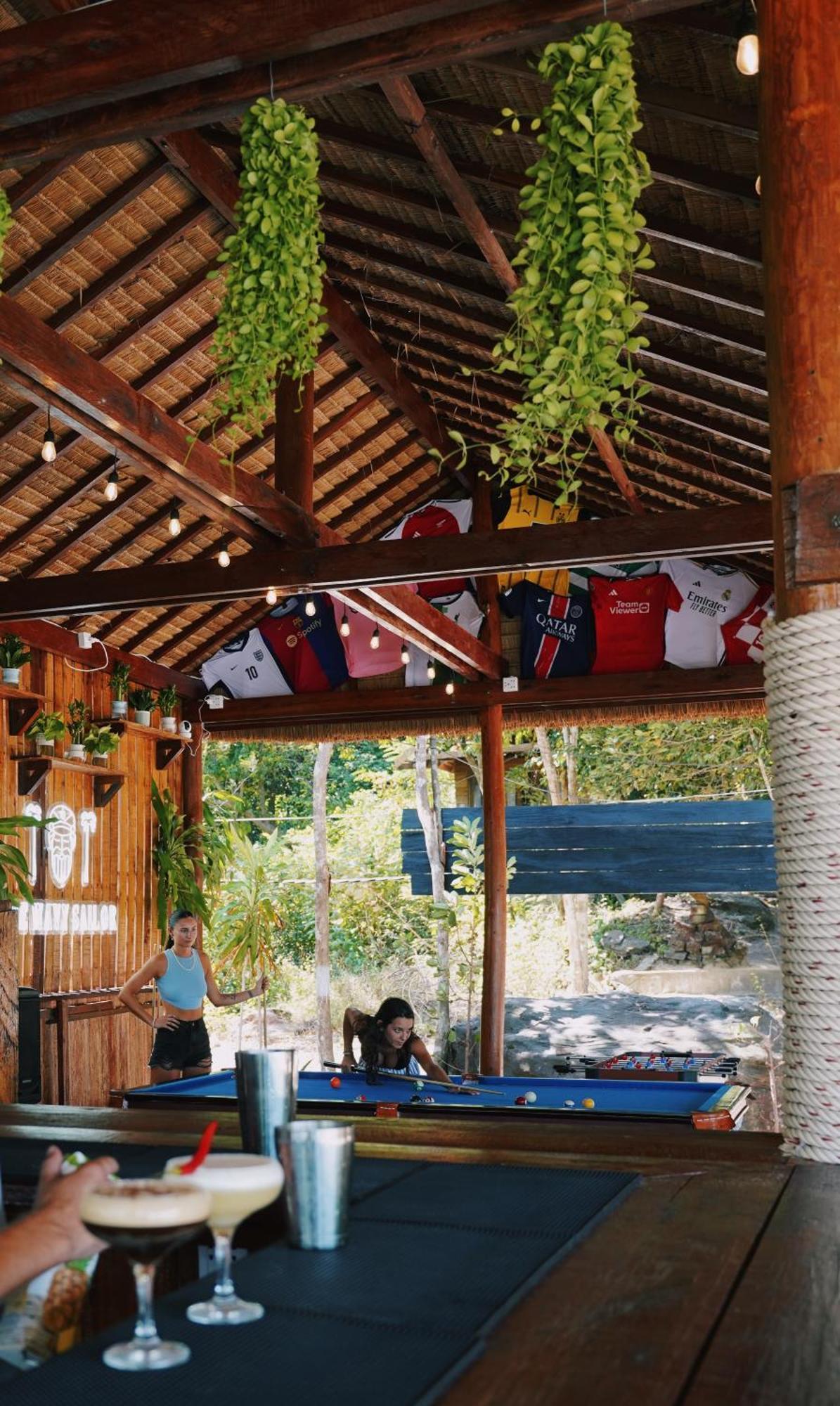 The Wavy Sailor Hotel Kaoh Touch Buitenkant foto